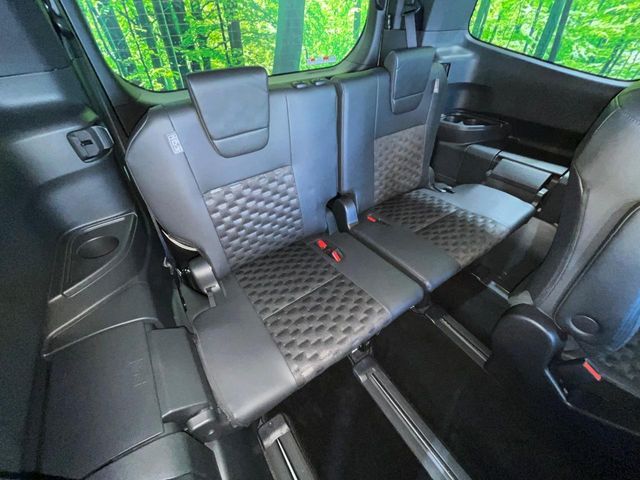 TOYOTA VOXY HYBRID 2025 Image 31