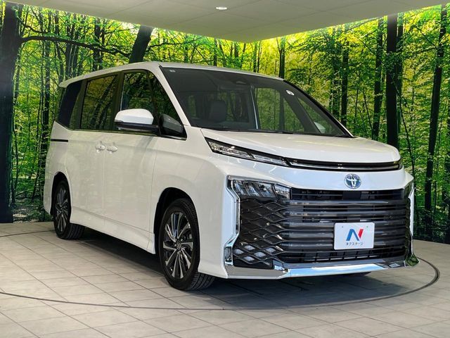 TOYOTA VOXY HYBRID 2025 Image 31