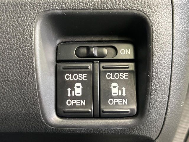 HONDA N BOX CUSTOM 2013 Image 31