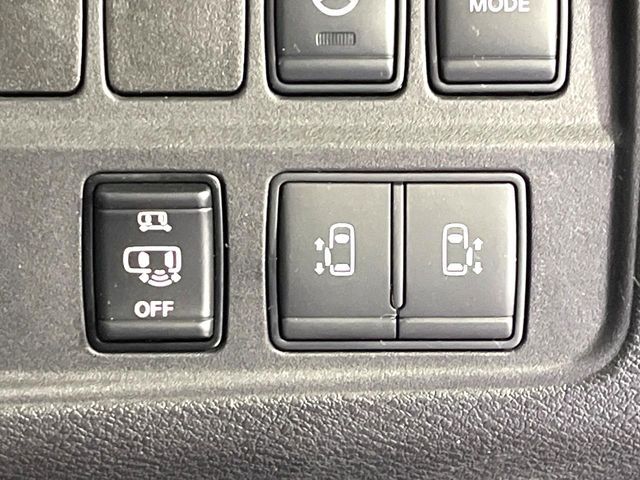 NISSAN SERENA  WG 2018 Image 31