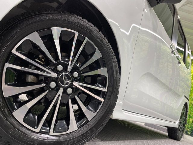 DAIHATSU TANTO CUSTOM 2023 Image 31