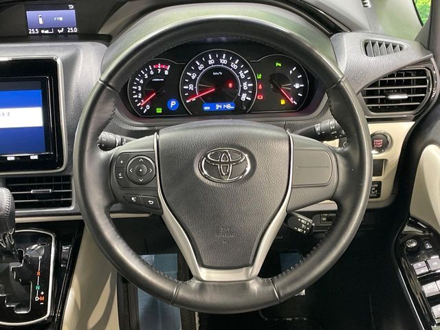 TOYOTA NOAH 2019 Image 31