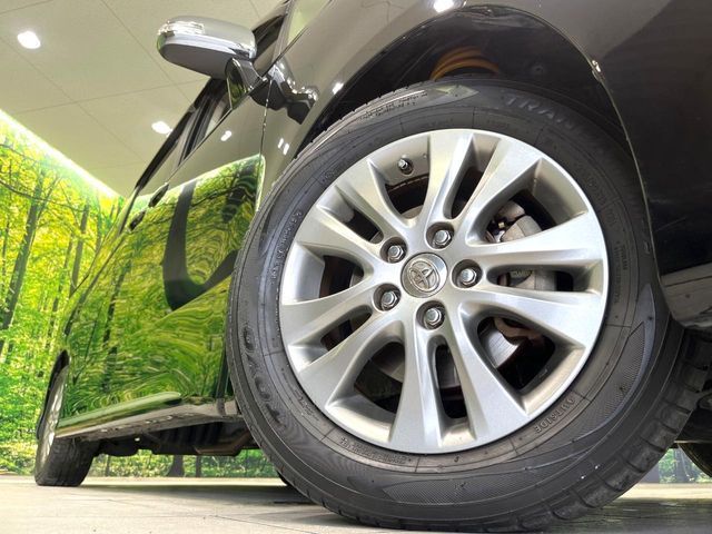 TOYOTA VOXY 2012 Image 31