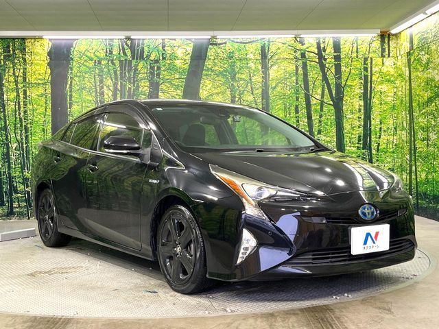 TOYOTA PRIUS 2017 Image 31