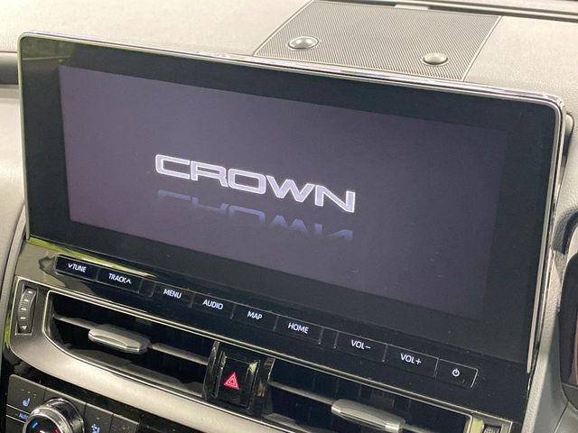 TOYOTA CROWN SEDAN HYBRID 2021 Image 31