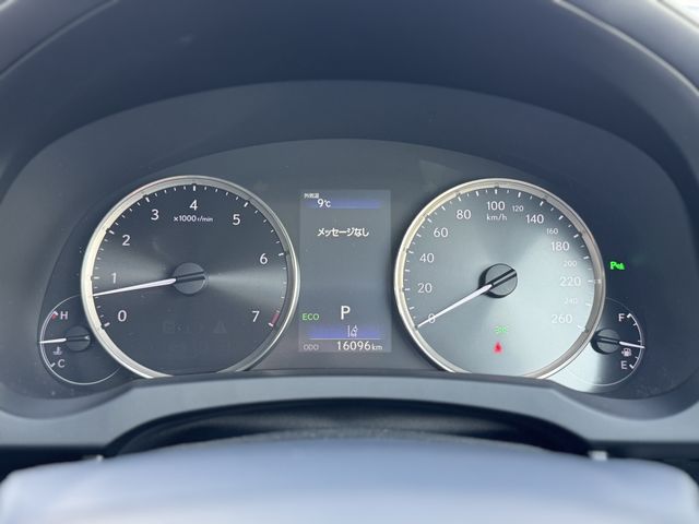 TOYOTA LEXUS IS350 2019 Image 31