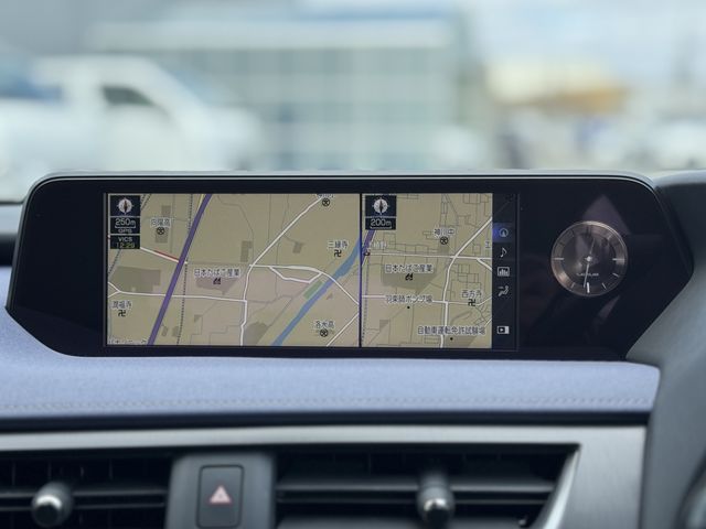 TOYOTA LEXUS UX200 2020 Image 31