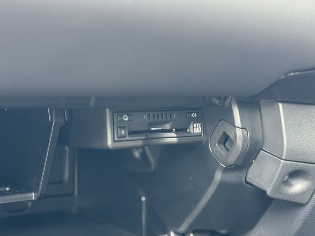 TOYOTA LEXUS UX200 2020 Image 31