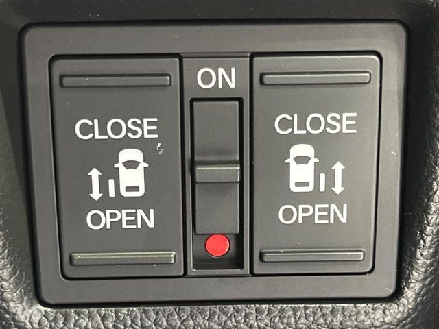 HONDA N BOX CUSTOM 4WD 2022 Image 31