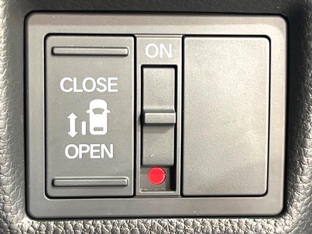 HONDA N BOX CUSTOM 2021 Image 31