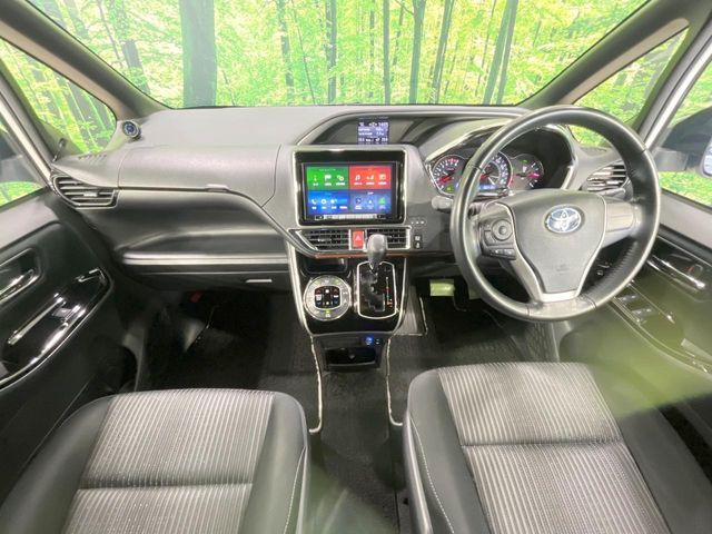 TOYOTA VOXY 2019 Image 31