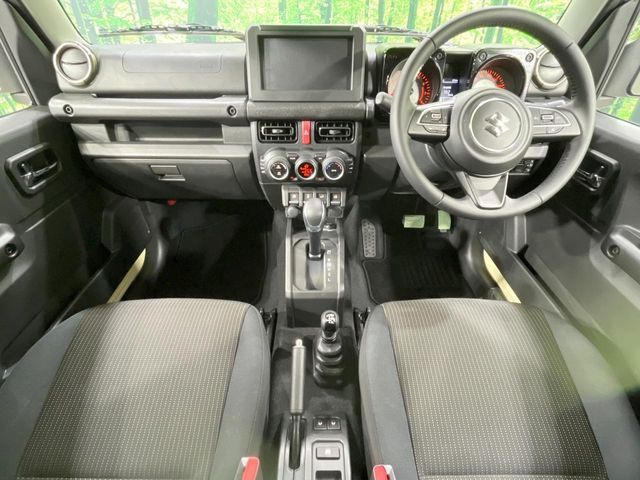 SUZUKI JIMNY NOMADE 2025 Image 31