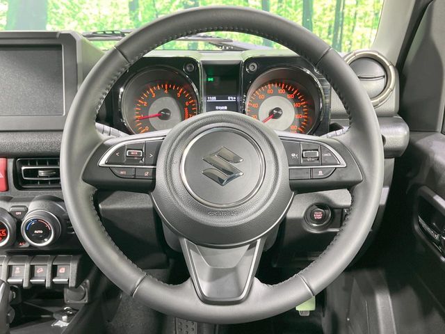 SUZUKI JIMNY NOMADE 2025 Image 31