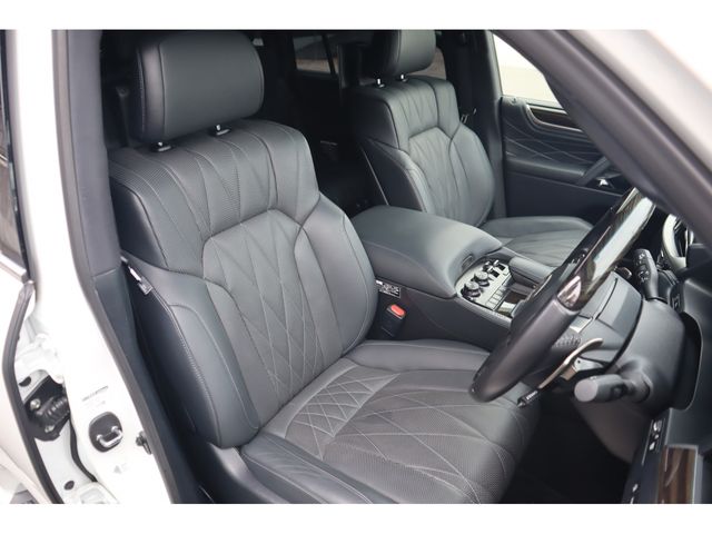 TOYOTA LEXUS LX570 AWD 2021 Image 31
