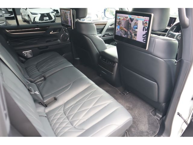 TOYOTA LEXUS LX570 AWD 2021 Image 31