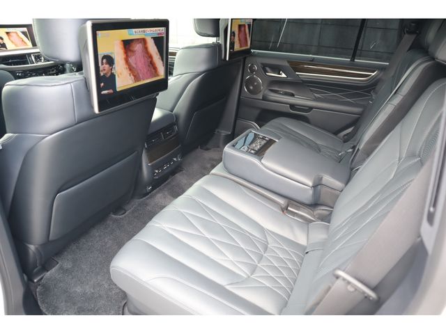 TOYOTA LEXUS LX570 AWD 2021 Image 31