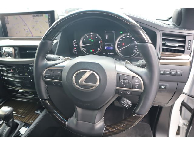 TOYOTA LEXUS LX570 AWD 2021 Image 31