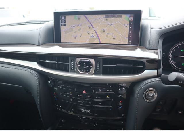 TOYOTA LEXUS LX570 AWD 2021 Image 31