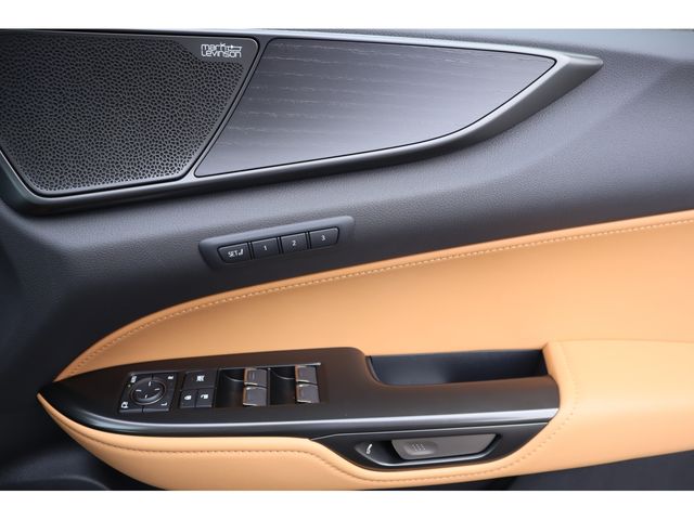 TOYOTA LEXUS NX350H AWD 2024 Image 31