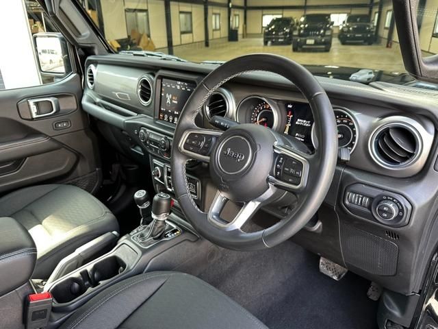 JEEP WRANGLER UNLIMI 2019 Image 31