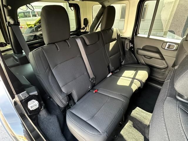 JEEP WRANGLER UNLIMI 2019 Image 31