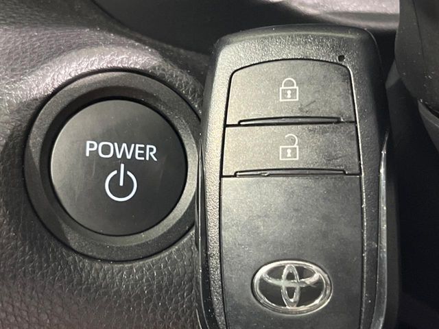 TOYOTA YARIS CROSS HYBRID 2025 Image 31