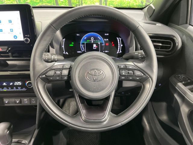 TOYOTA YARIS CROSS HYBRID 2025 Image 31