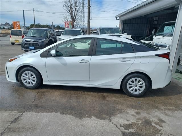 TOYOTA PRIUS 2021 Image 31