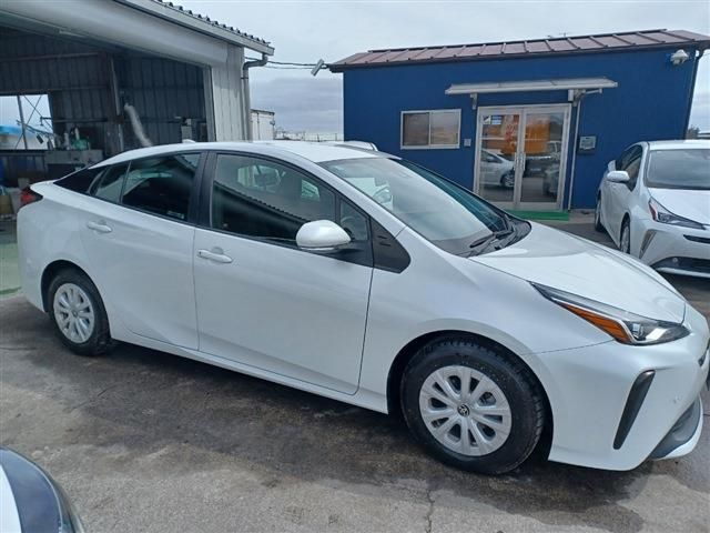 TOYOTA PRIUS 2021 Image 31