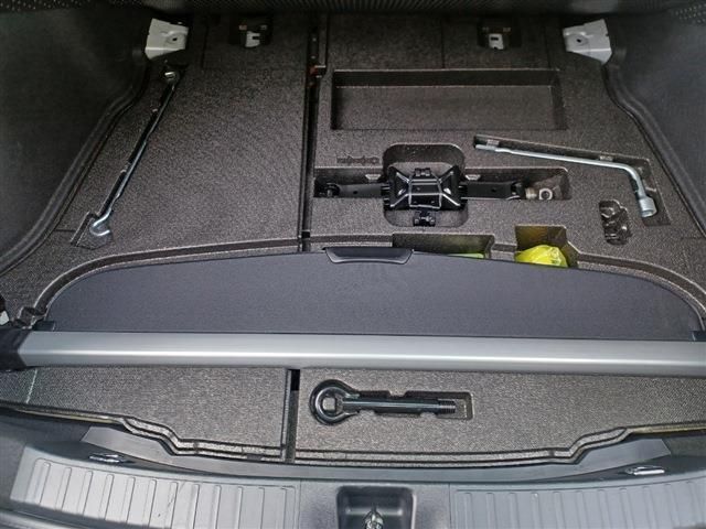 TOYOTA PRIUS 2021 Image 31