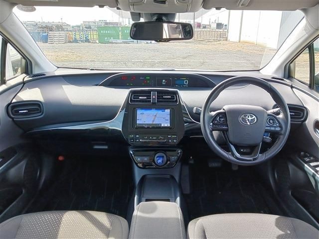 TOYOTA PRIUS 4WD 2021 Image 31