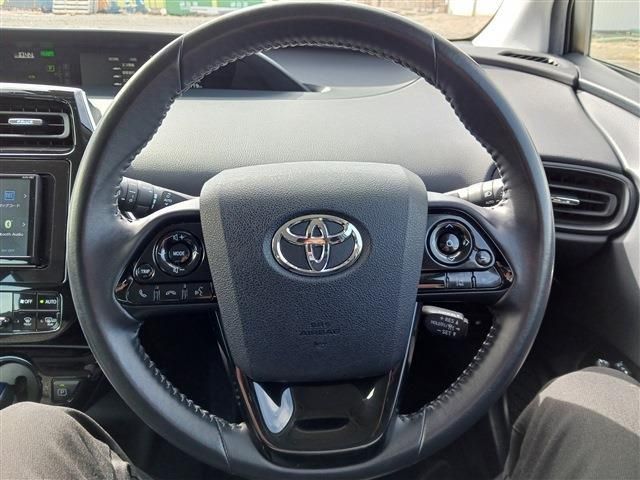 TOYOTA PRIUS 4WD 2021 Image 31