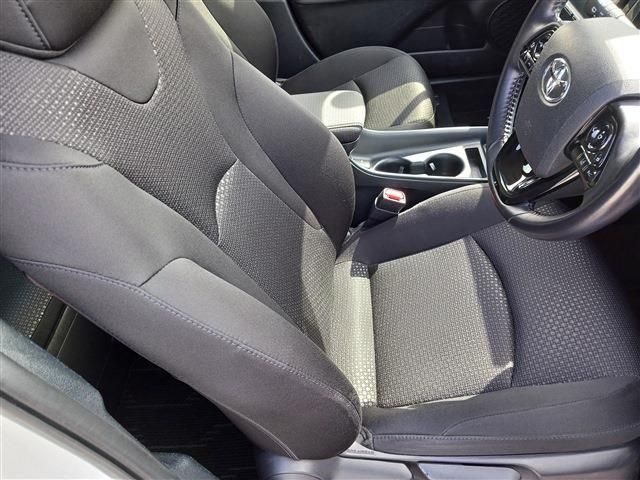 TOYOTA PRIUS 4WD 2021 Image 31