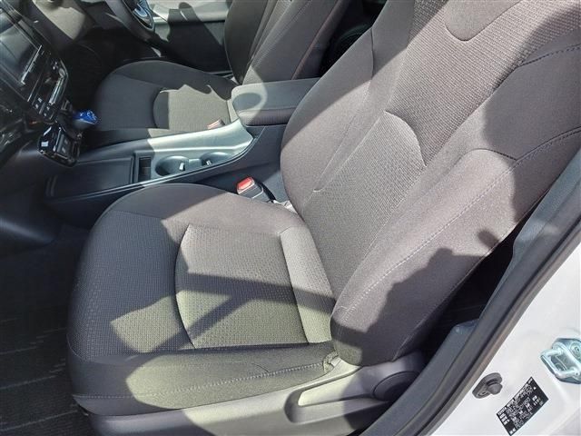 TOYOTA PRIUS 4WD 2021 Image 31