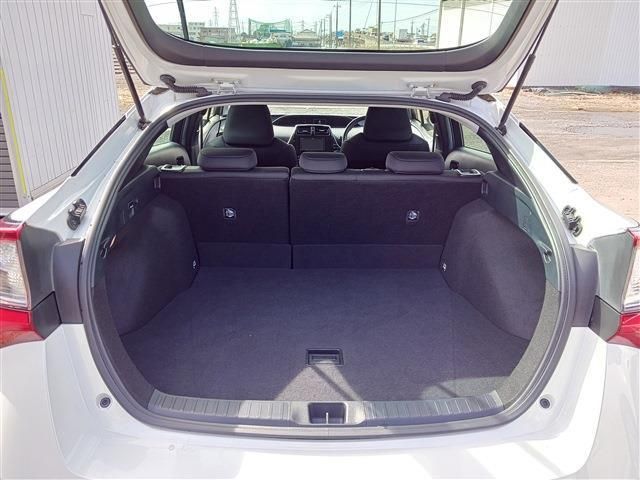 TOYOTA PRIUS 4WD 2021 Image 31