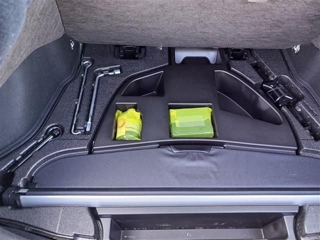 TOYOTA PRIUS 4WD 2021 Image 31