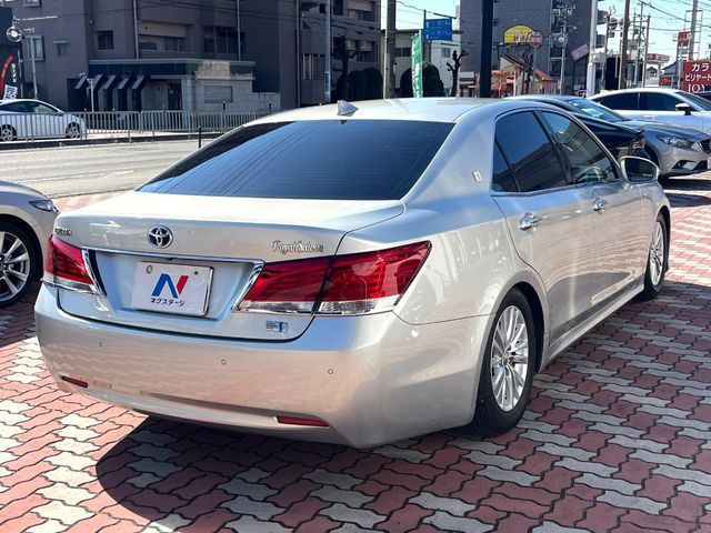 TOYOTA CROWN SEDAN HYBRID 2015 Image 31
