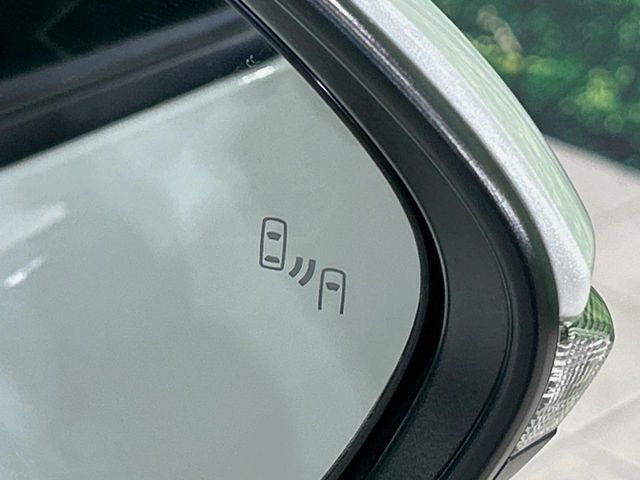 TOYOTA YARIS CROSS HYBRID 2025 Image 31