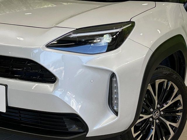 TOYOTA YARIS CROSS HYBRID 2025 Image 31