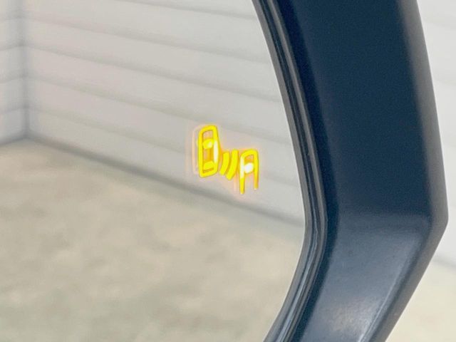 TOYOTA HARRIER 2WD 2021 Image 31