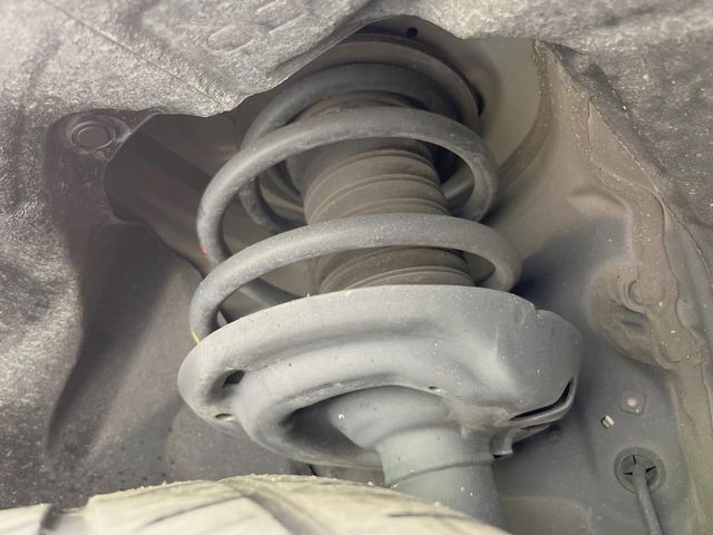 TOYOTA HARRIER 2WD 2021 Image 31