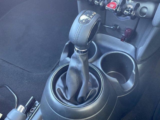 BMW MINI COOPER D 2019 Image 31