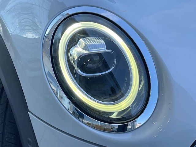 BMW MINI COOPER D 2019 Image 31