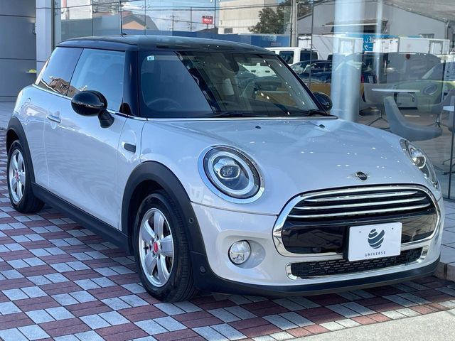 BMW MINI COOPER D 2019 Image 31