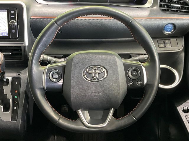 TOYOTA SIENTA HYBRID 2018 Image 31