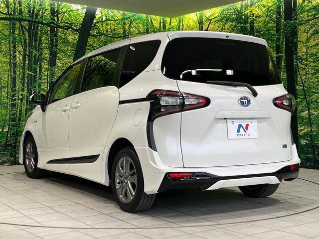 TOYOTA SIENTA HYBRID 2018 Image 31