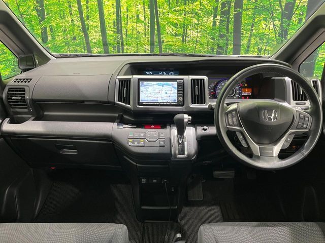 HONDA STEPWAGON SPADA 2013 Image 31