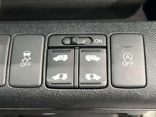 HONDA STEPWAGON SPADA 2013 Image 31