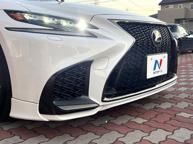 TOYOTA LEXUS LS500H 4WD 2019 Image 31