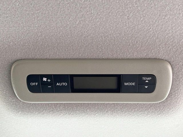 NISSAN ELGRAND 2017 Image 31
